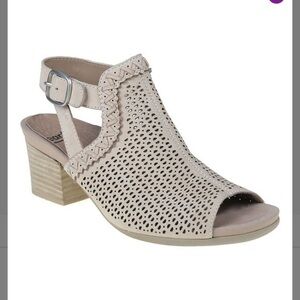 NIB-Earth Syria Laser-Cut Suede Comfort Sandals